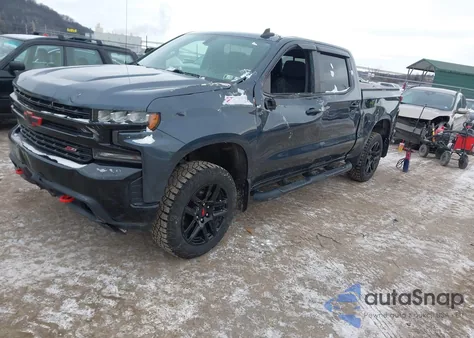 2021 Chevrolet Silverado 1500 4Wd Short Bed Lt Trail Boss z USA, uszkodzony, nr VIN 1GCPYFEDXMZ281800